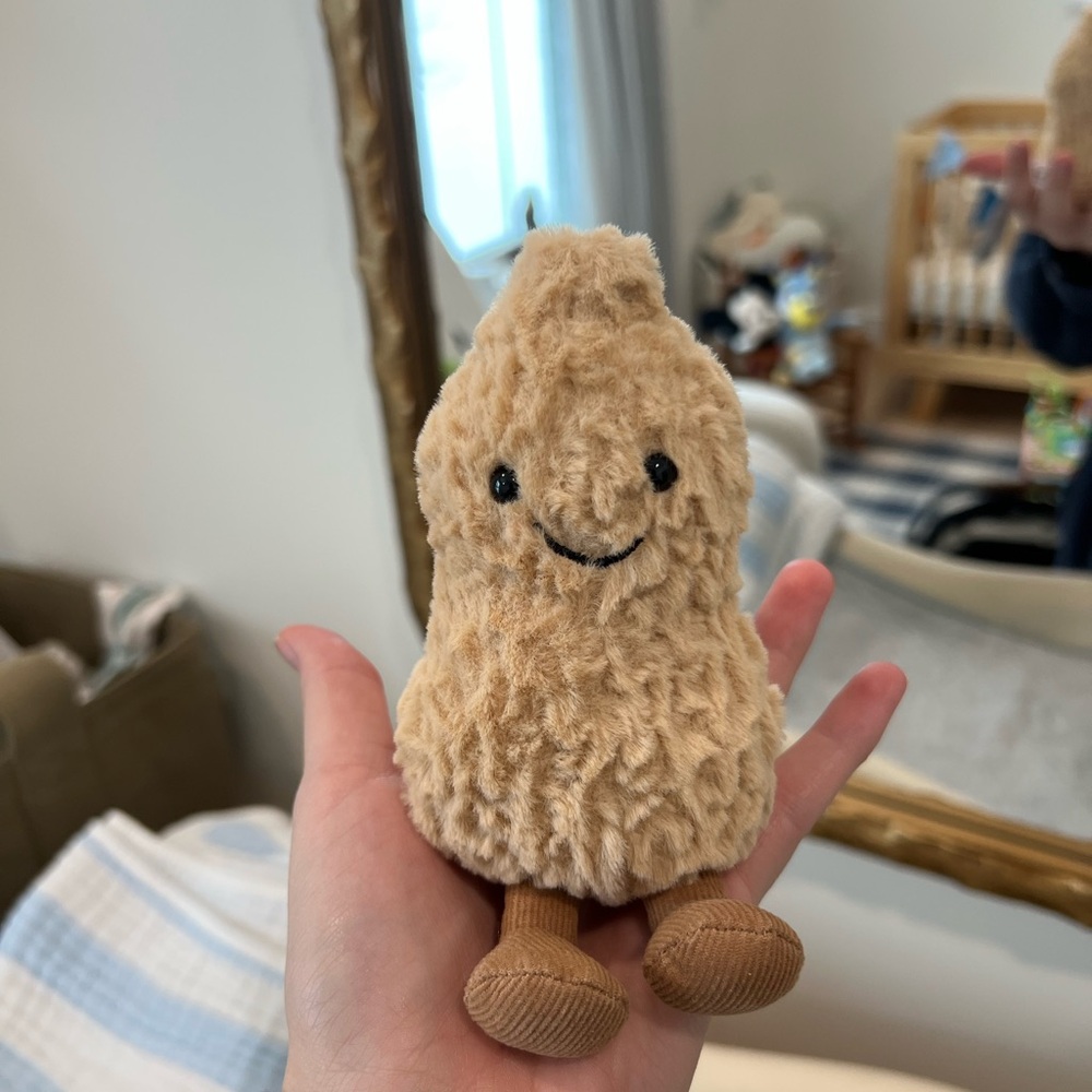 Jellycat Amuseables Peanut
